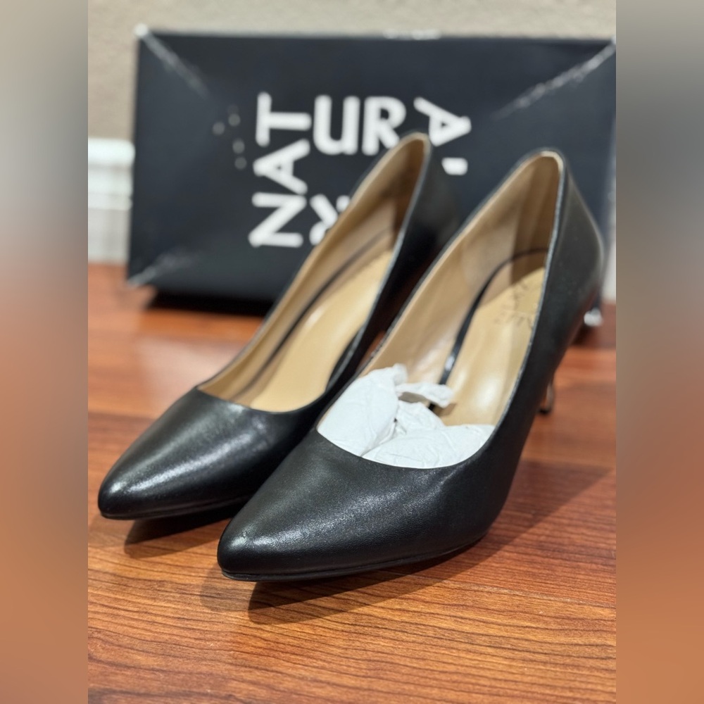 Naturalizer Elegant Black Heels